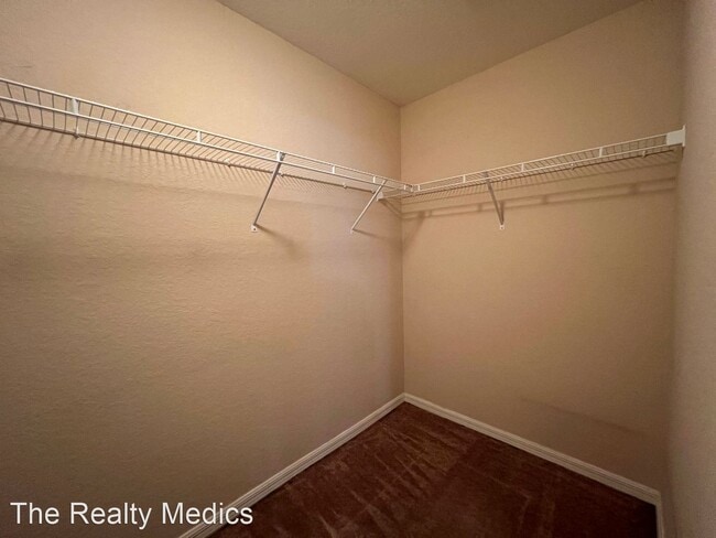 Building Photo - 3 br, 2 bath House - 4815 Summerfield Cir