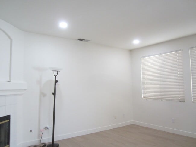 Building Photo - HIDDEN SPRINGS HACIENDA