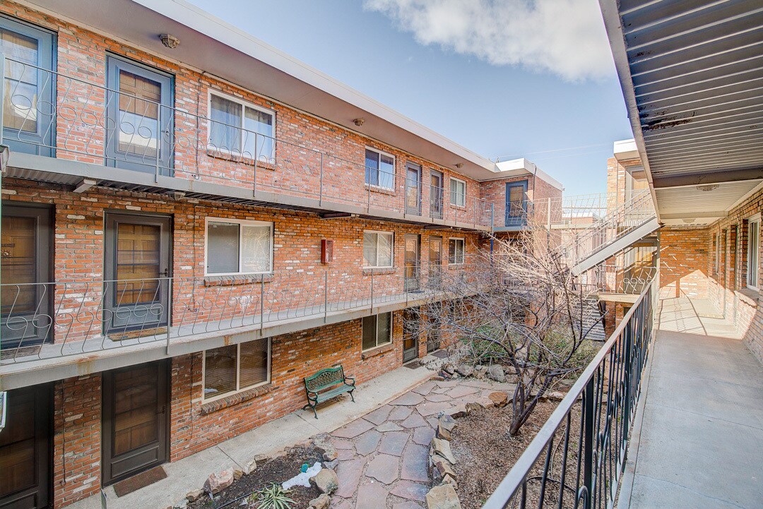 Building Photo - 155 S Pennsylvania St