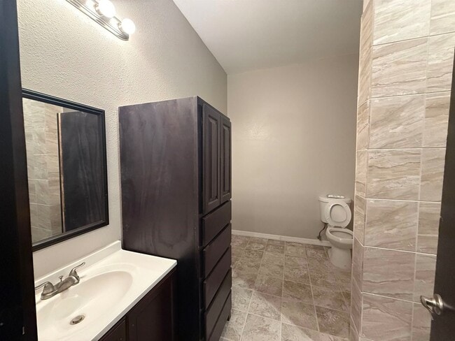 Building Photo - 105 Margaret Ln