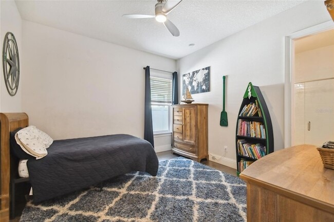 Building Photo - 4013 W Zelar St