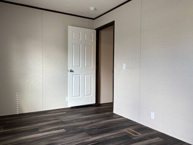 Building Photo - 4708 Gibson Rd