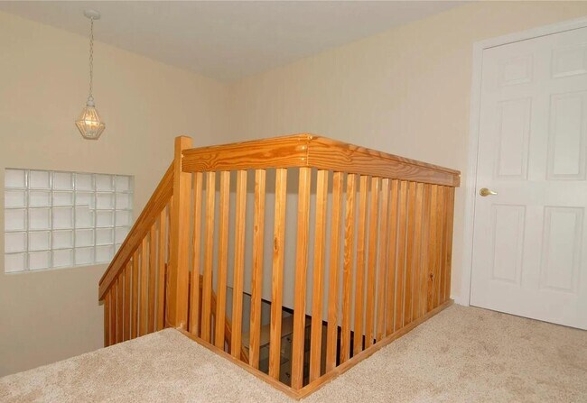 Building Photo - 315 NW 158th Ln