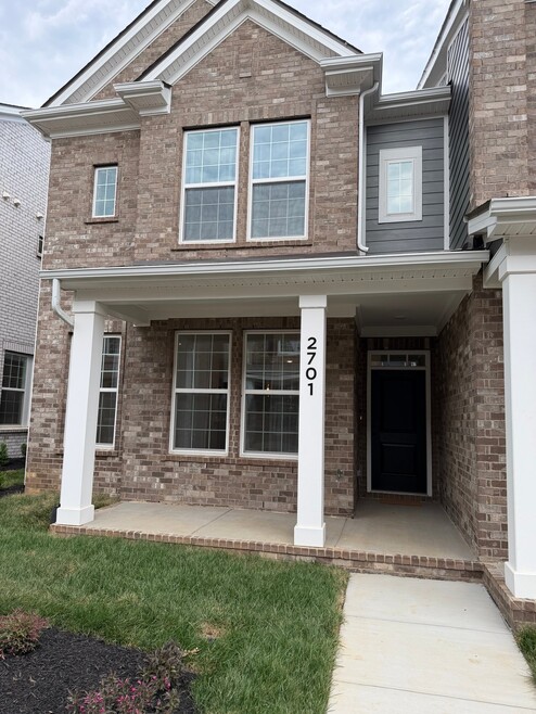 Building Photo - 2718 Willowoak Trl