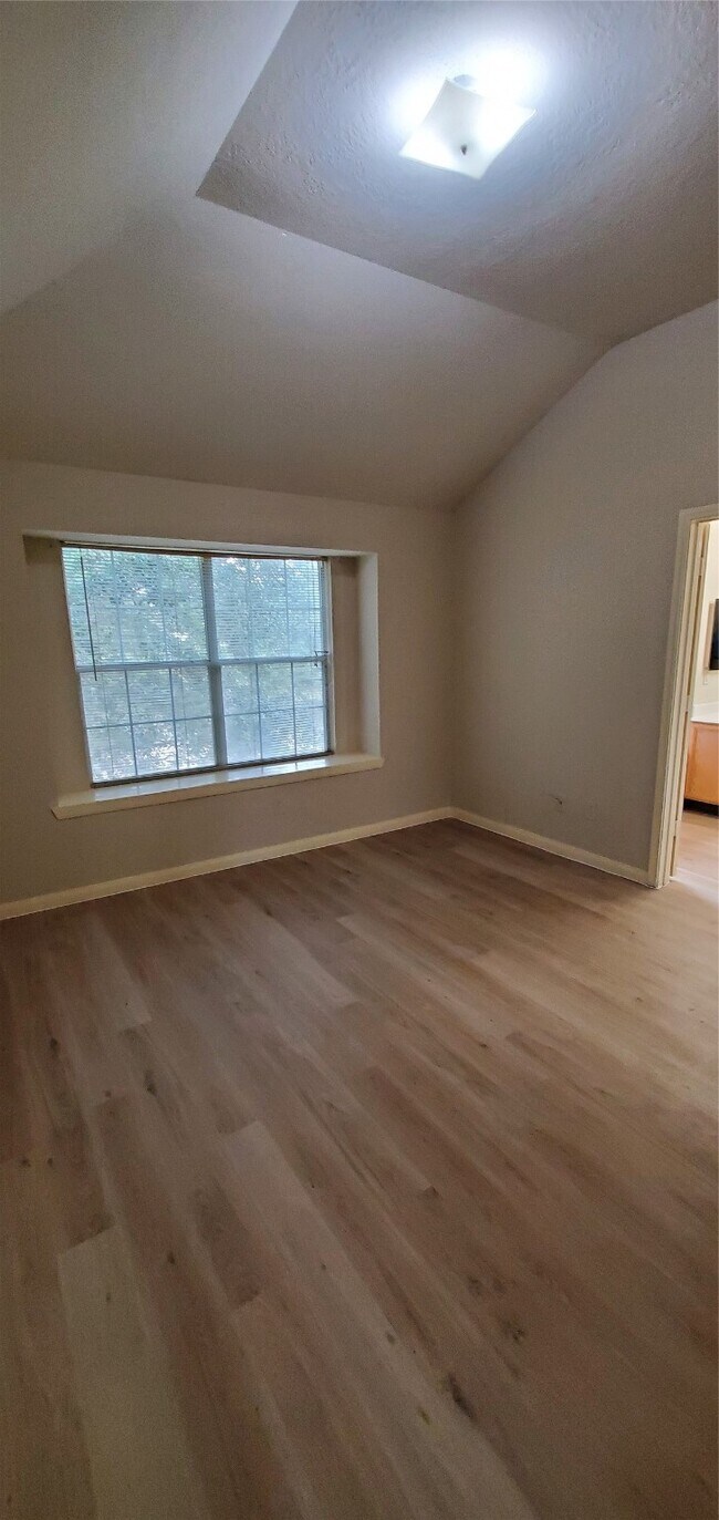 Building Photo - 16331 Woma Ct