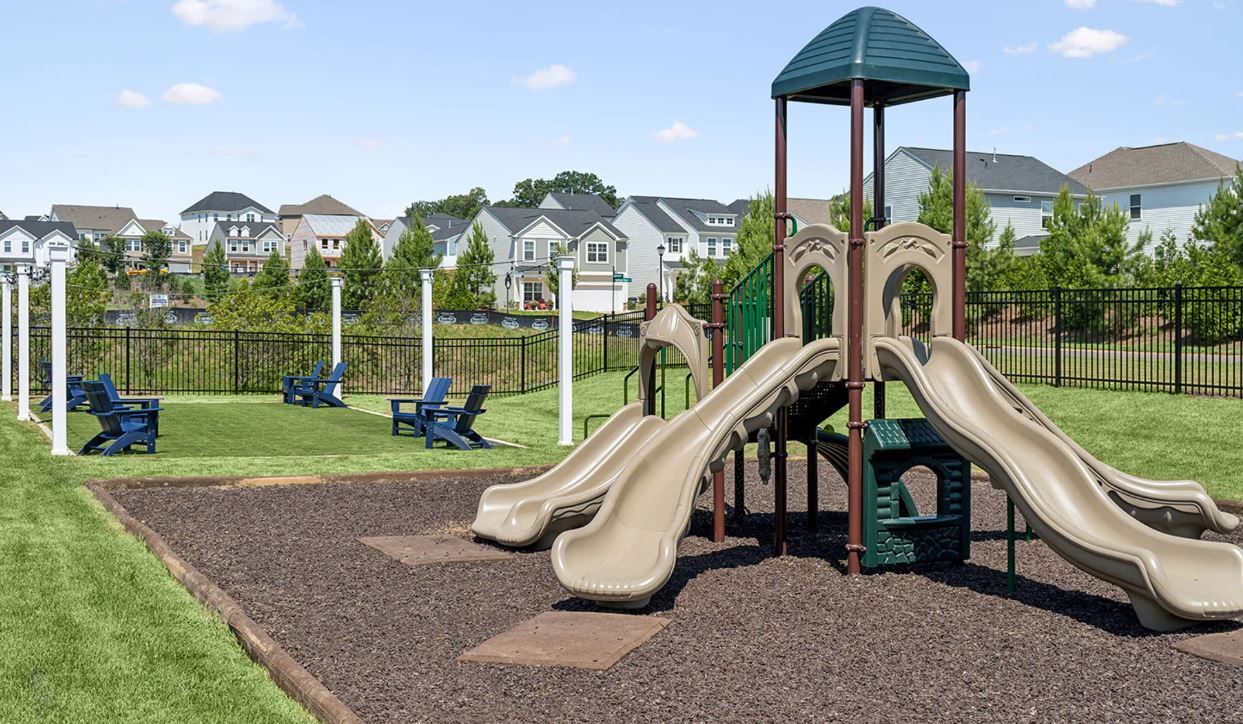 Building Photo - 2286 Beechwood View Dr