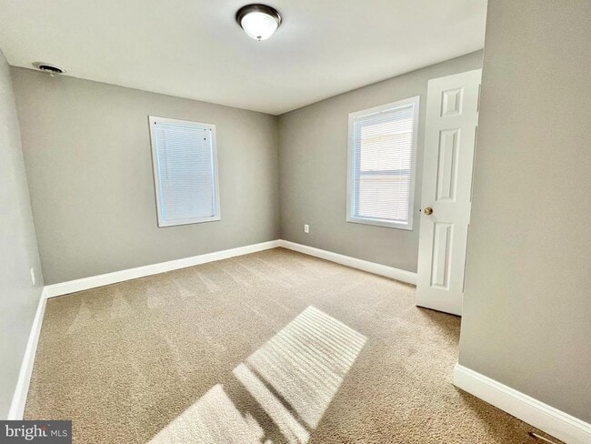 Building Photo - 6833 Standish Dr