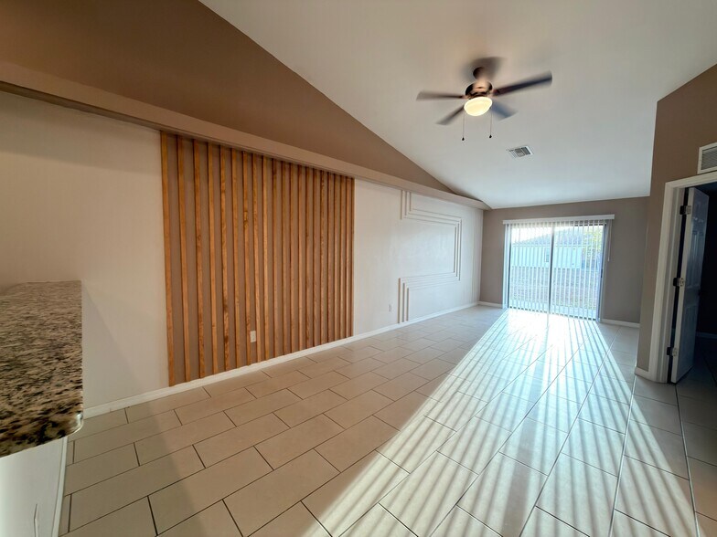 Building Photo - 4124 Skyline Blvd