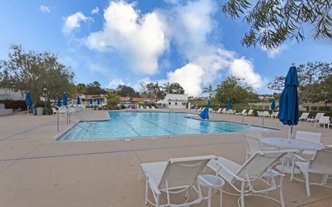 Building Photo - *+ 55 Community* 2bed/2.5bath home in Ocea...