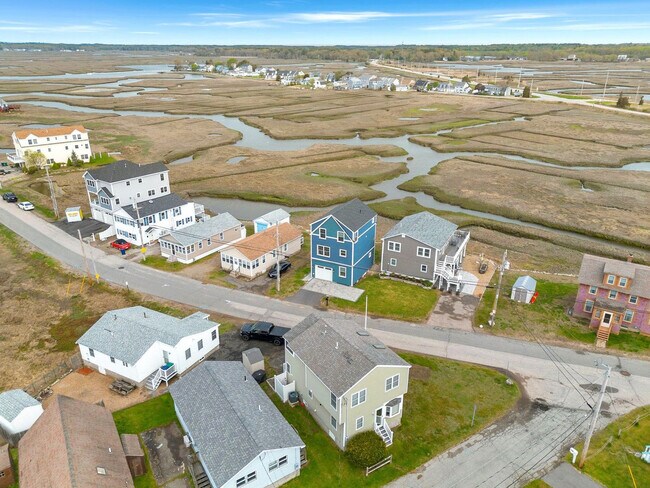 Building Photo - 74 Island Path
