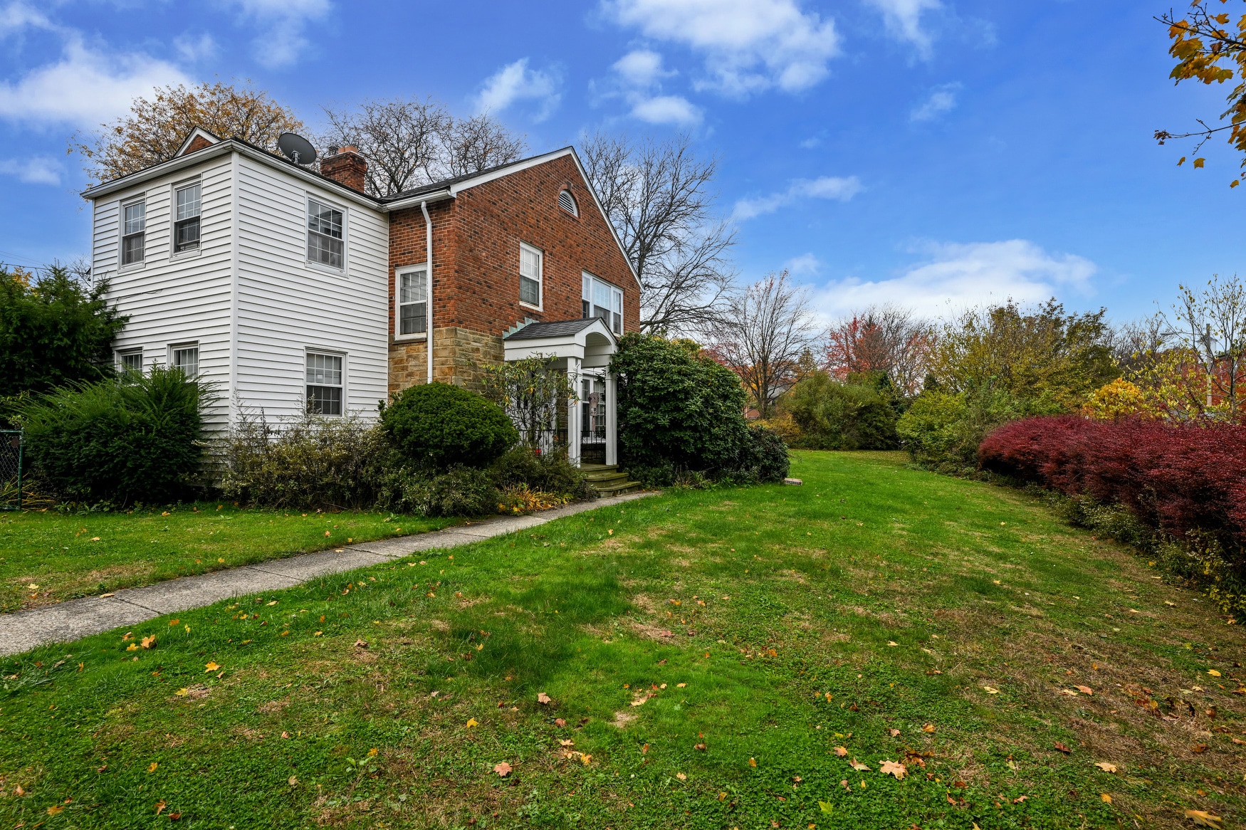 Building Photo - 19226 Winslow Rd