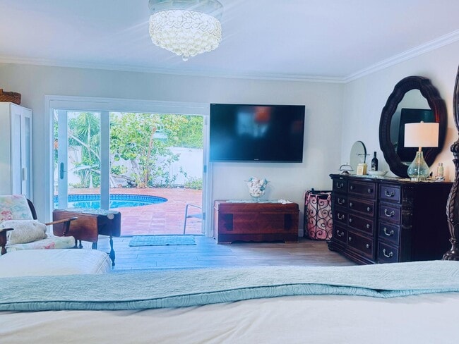 Building Photo - 3209 Norfolk St