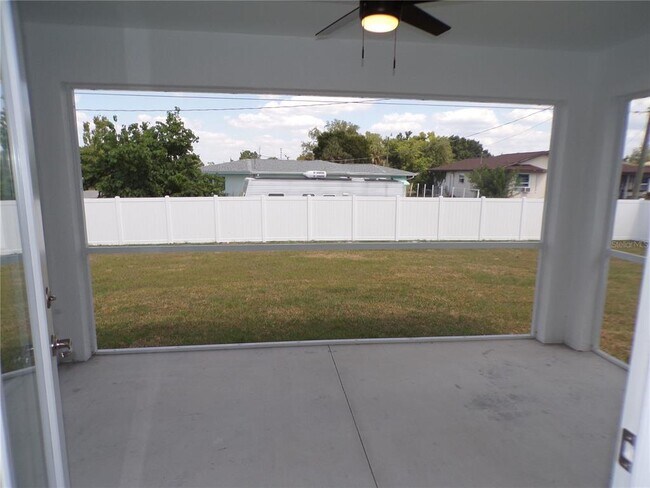 Building Photo - 3308 Port Charlotte Blvd