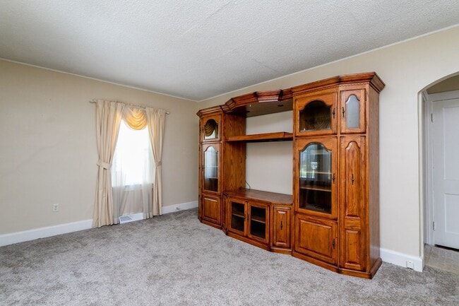 Building Photo - Cute, central columbia home for rent!