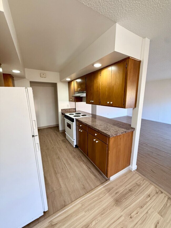 Building Photo - 2BR/1BA Fourplex Near Clark College