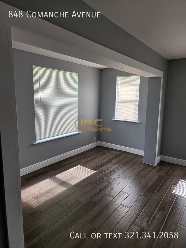 Building Photo - 848 Comanche Ave