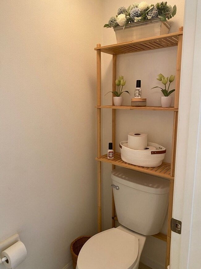 Building Photo - Beautiful Short Term Seasonal Home In Plantation at Leesburg