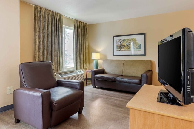 Building Photo - Furnished Studio-Houston - Med. Ctr. - Bra...