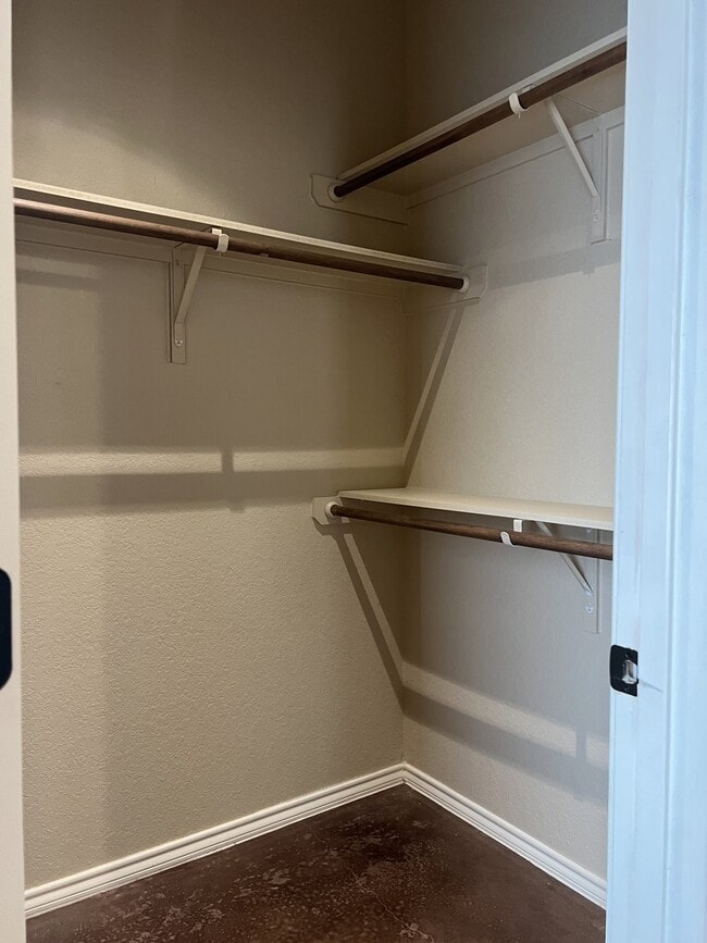 Building Photo - 3 Bedroom Duplex with Stained Concrete Floors and Greenbelt Views!