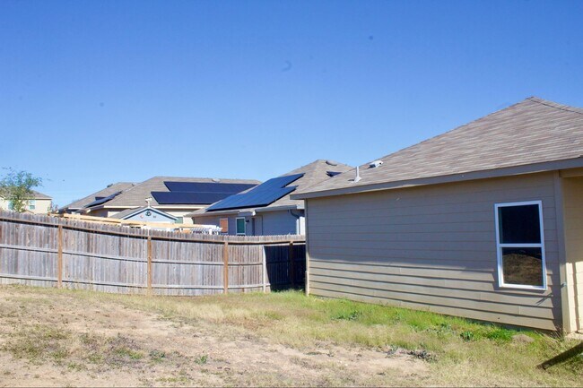 Building Photo - Butterfield Ranch
