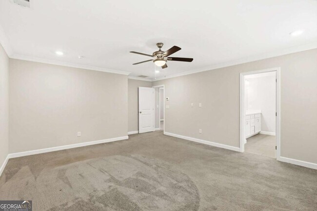 Building Photo - 520 Cresentry Brook