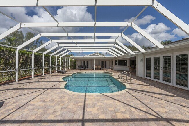 Building Photo - 7447 NW 82nd Terrace