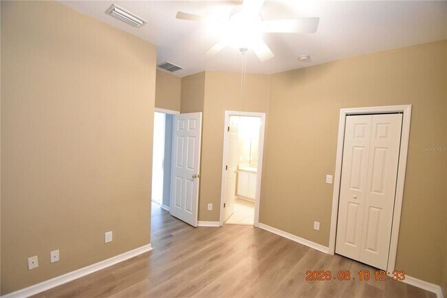 Building Photo - 644 Chesney Dr