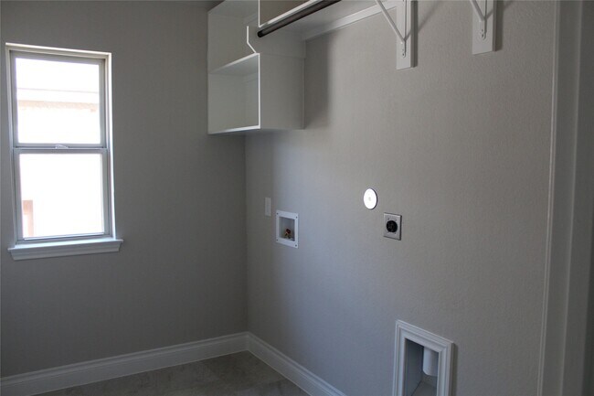 Building Photo - 1335 Paradise Creek Ln