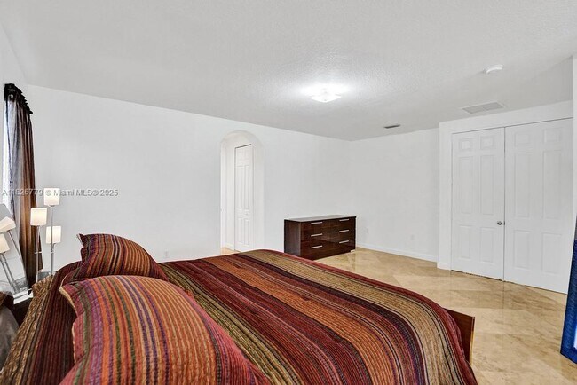Building Photo - 7722 SW 188th Terrace