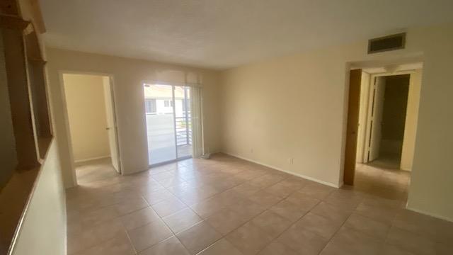 Building Photo - 311 Gardens Dr