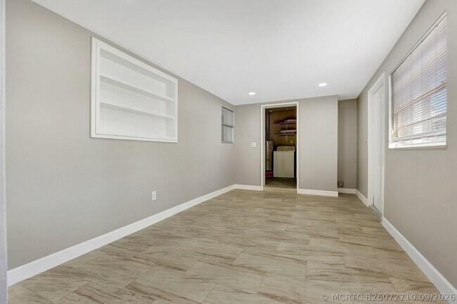 Building Photo - 3761 NW 78th Ln