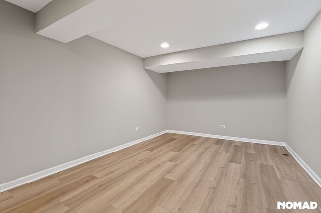 Building Photo - 7151 Hamlin Ave