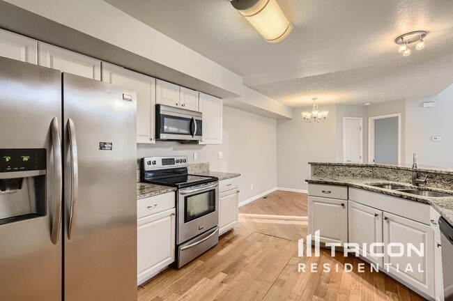 Building Photo - 16854 Dandelion Way