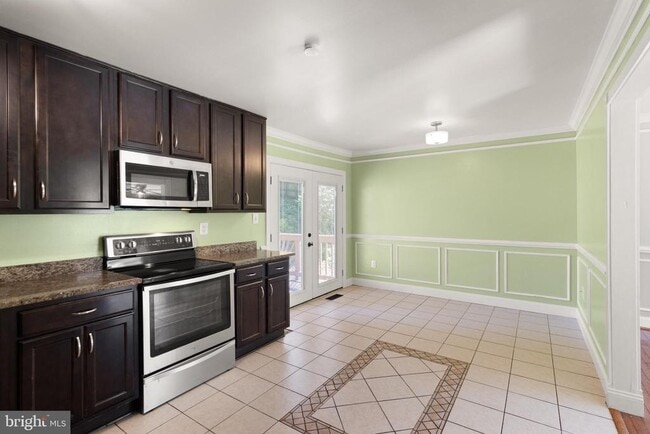 Building Photo - 13730 Marilyn Ct
