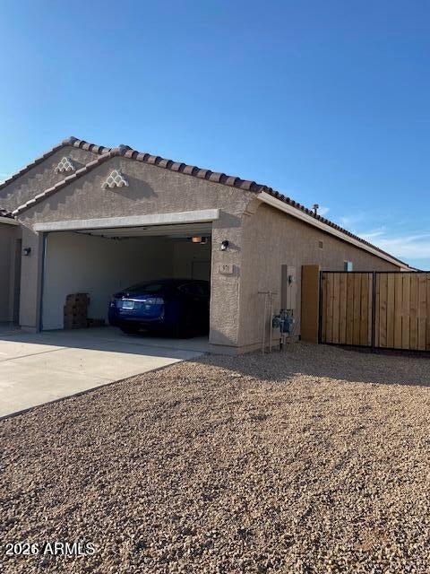 Building Photo - 976 E White Wing Dr