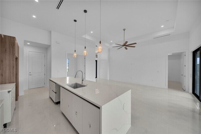 Building Photo - 2540 NW 6th Terrace