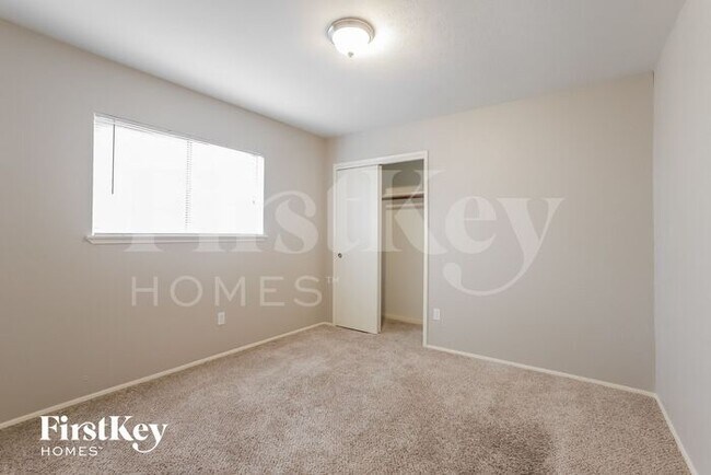 Building Photo - 2010 Eastfield Circle