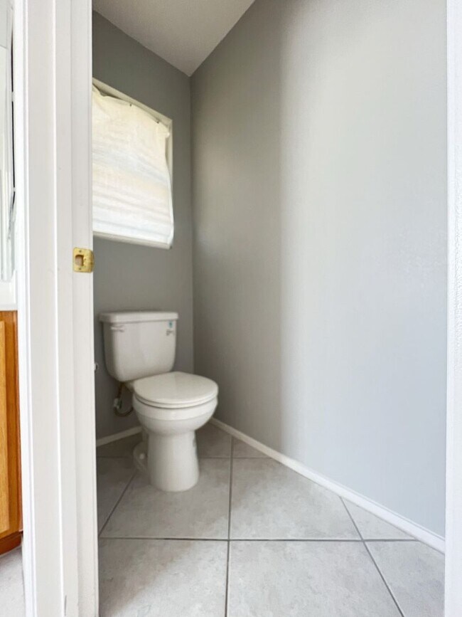 Building Photo - Southwest Rustic Charmet