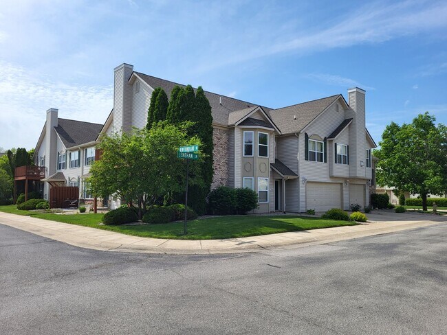 Primary Photo - 3318 Lenehan Ln