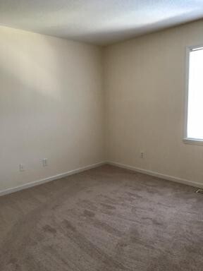 Building Photo - Two bedroom, 1 bath condo in Gibsonville