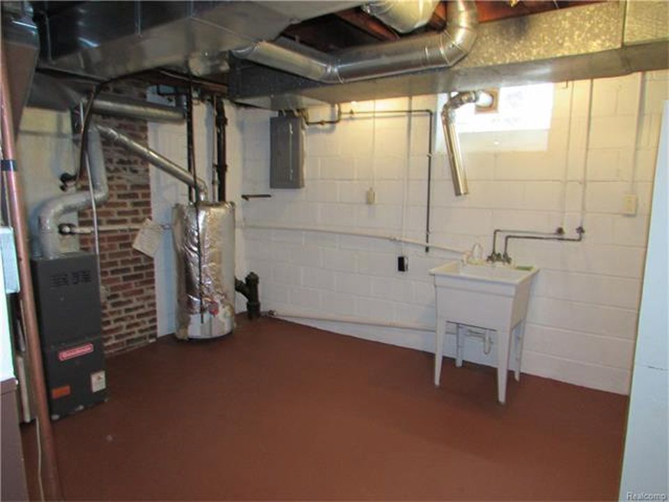 Building Photo - 3018 Gloria St