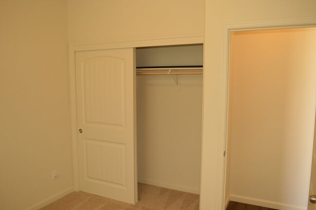 Building Photo - 808 Marybelle Ct