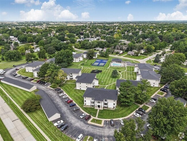 Building Photo - Bexley Urbandale