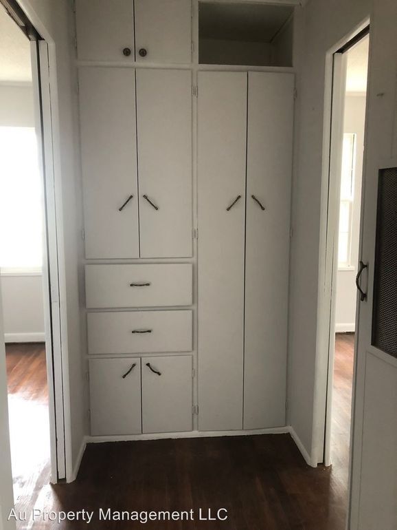 Building Photo - 2715 S Marrs St