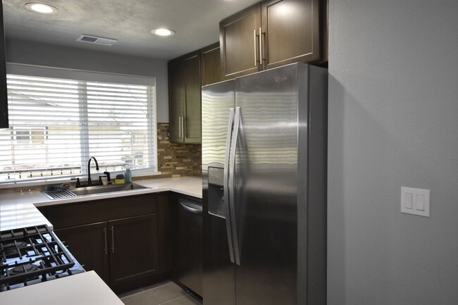 Building Photo - 3665 Galena Dr