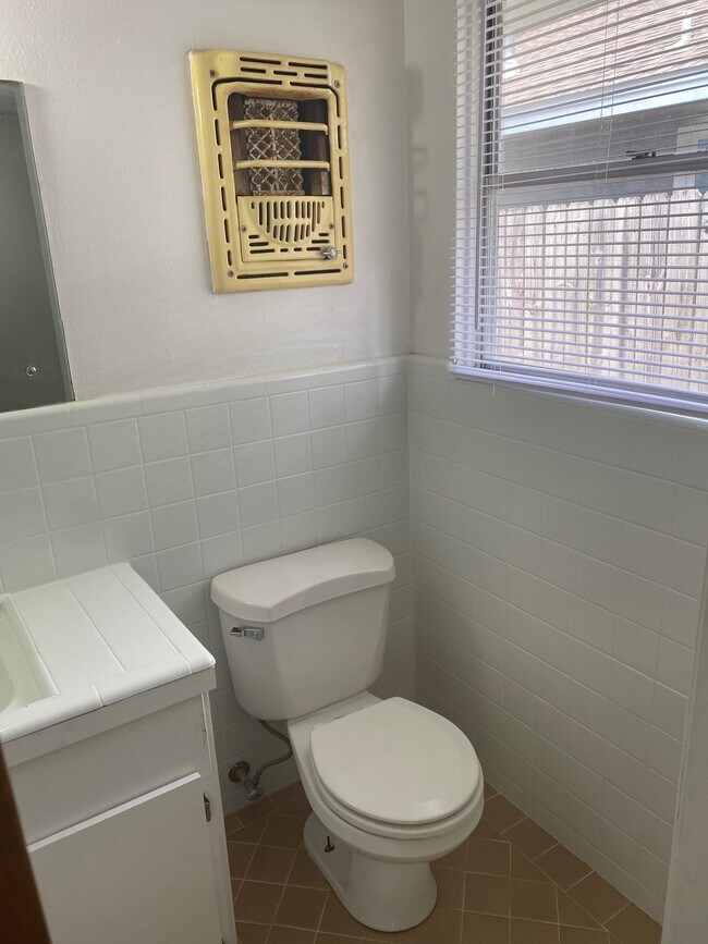 Building Photo - 7143 Triola Ln