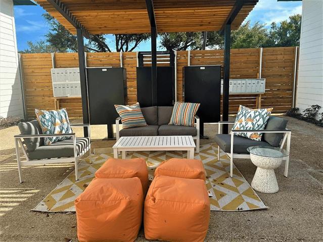 Building Photo - 3627 Almazan Dr