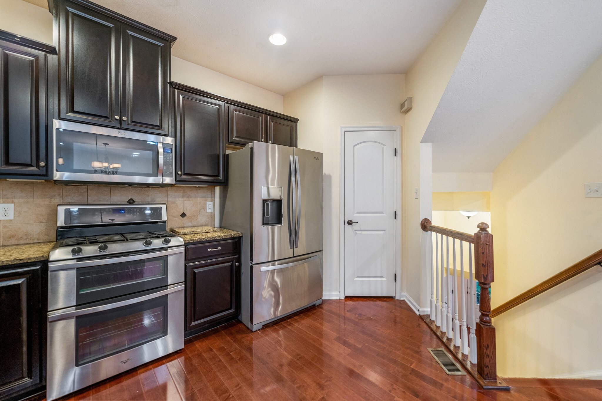 Building Photo - 3114 Raintree Dr