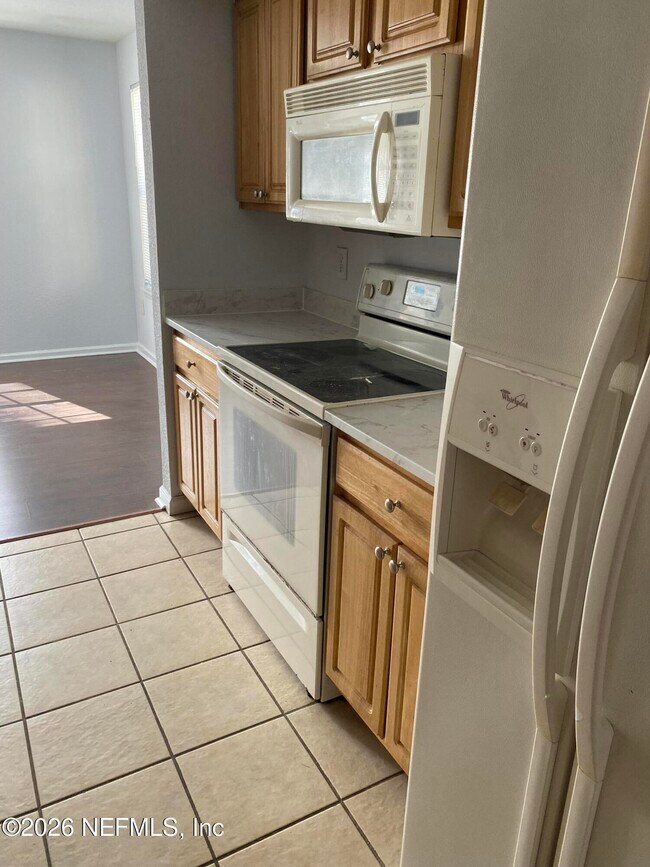 Building Photo - 10075 Gate Pkwy N