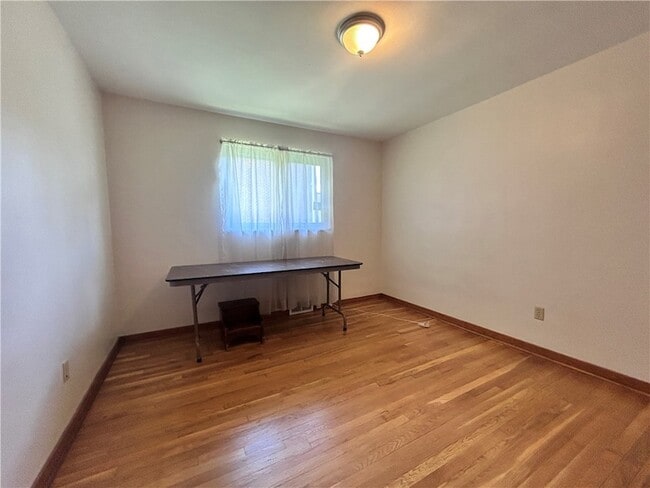Building Photo - 3715 Beechwood Blvd